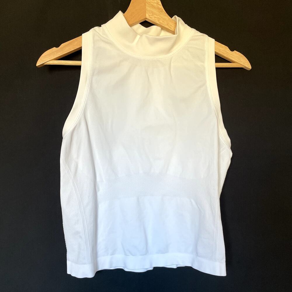Athleta cropped high neckline compression racerback top women's size M nylon